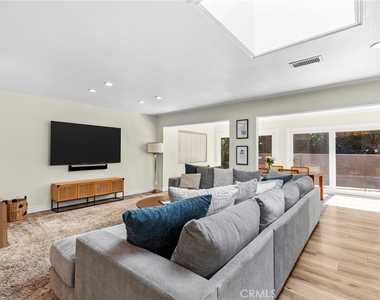 22736 Margarita Drive - Photo Thumbnail 12