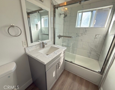 3723 Artesia - Photo Thumbnail 7