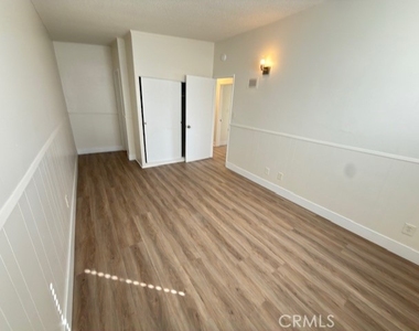 3723 Artesia - Photo Thumbnail 9