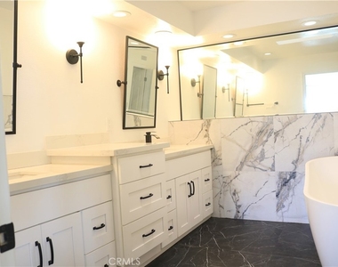 4310 E Terra Vista - Photo Thumbnail 16