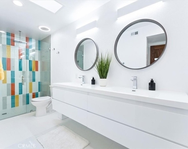 1111 E Ramon - Photo Thumbnail 26