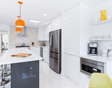 1111 E Ramon - Photo Thumbnail 12