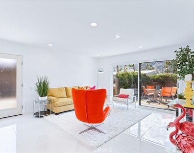 1111 E Ramon - Photo Thumbnail 7