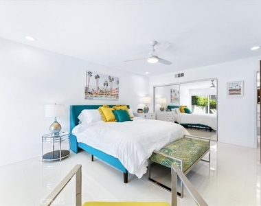 1111 E Ramon - Photo Thumbnail 24