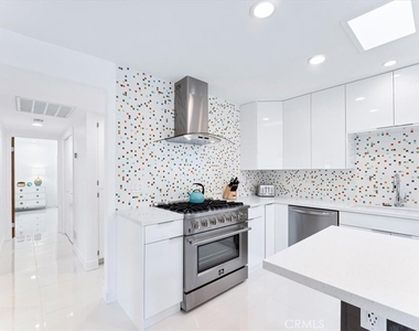 1111 E Ramon - Photo Thumbnail 14