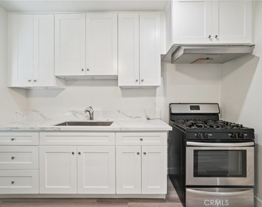7745 Laurel Canyon Boulevard - Photo Thumbnail 7