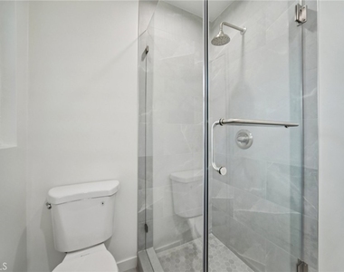 7745 Laurel Canyon Boulevard - Photo Thumbnail 17