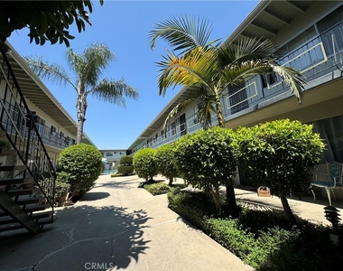 7745 Laurel Canyon Boulevard - Photo Thumbnail 19