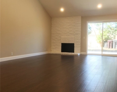 5313 W Lehnhardt - Photo Thumbnail 2