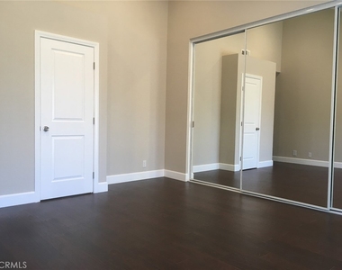 5313 W Lehnhardt - Photo Thumbnail 10