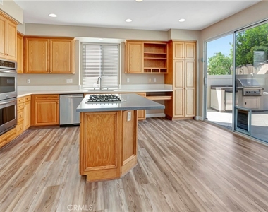 47 Creek View - Photo Thumbnail 14