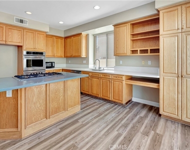 47 Creek View - Photo Thumbnail 11