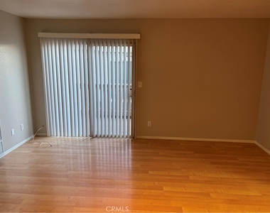 16971 Hoskins - Photo Thumbnail 2