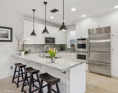 610 Marigold Avenue - Photo Thumbnail 5