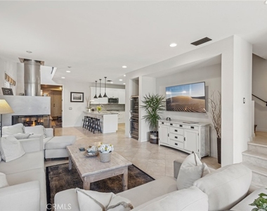 610 Marigold Avenue - Photo Thumbnail 2