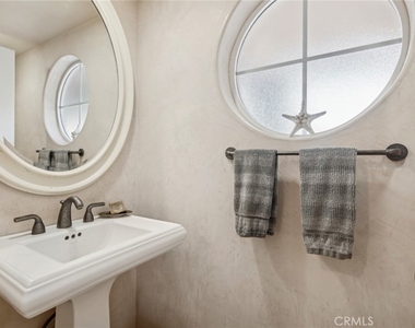 610 Marigold Avenue - Photo Thumbnail 13