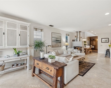 610 Marigold Avenue - Photo Thumbnail 3