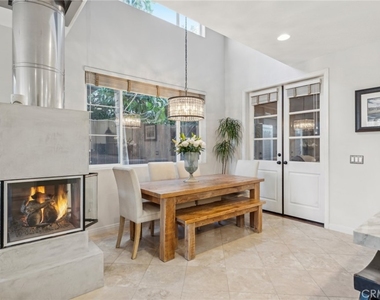 610 Marigold Avenue - Photo Thumbnail 7
