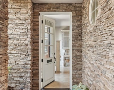 610 Marigold Avenue - Photo Thumbnail 24