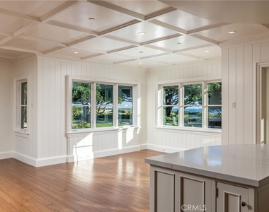 34 Pelican Point - Photo Thumbnail 15