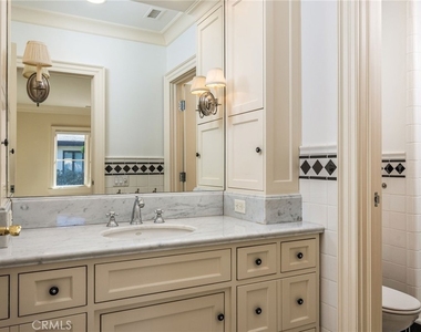 34 Pelican Point - Photo Thumbnail 29