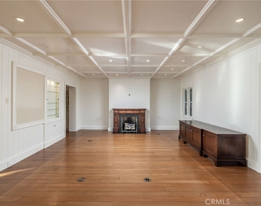 34 Pelican Point - Photo Thumbnail 30
