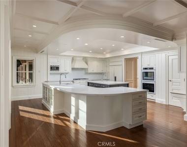 34 Pelican Point - Photo Thumbnail 13