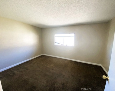 21061 Nisqually Road - Photo Thumbnail 12