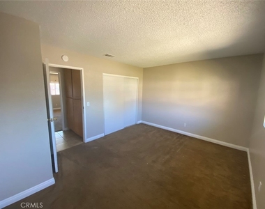 21061 Nisqually Road - Photo Thumbnail 13