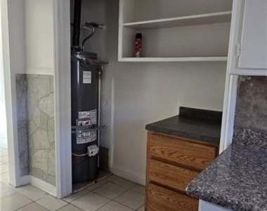 1095 E Nocta Street - Photo Thumbnail 27