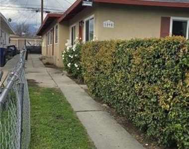 1095 E Nocta Street - Photo Thumbnail 6