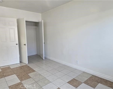 1095 E Nocta Street - Photo Thumbnail 22