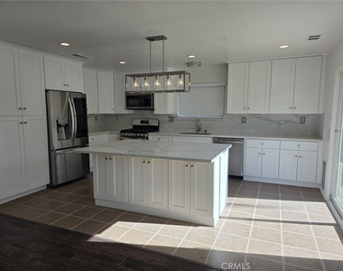 28688 Lavatera Avenue - Photo Thumbnail 3