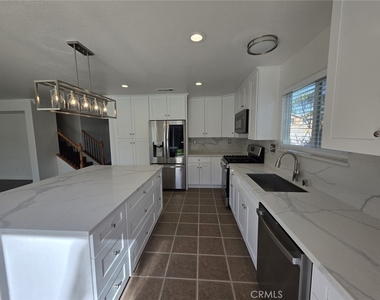28688 Lavatera Avenue - Photo Thumbnail 4