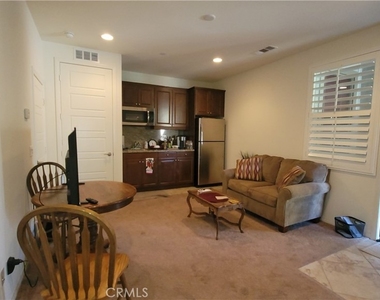 12349 Rodeo - Photo Thumbnail 7