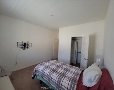 12349 Rodeo - Photo Thumbnail 19