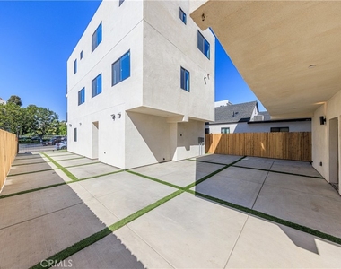 2426 S West View Street - Photo Thumbnail 29
