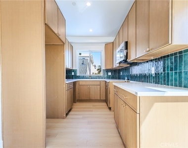 2426 S West View Street - Photo Thumbnail 19