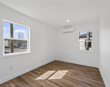 1095 E Phillips Blvd - Photo Thumbnail 19