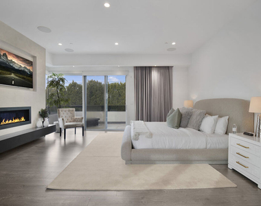 6379 Colgate Avenue - Photo Thumbnail 28