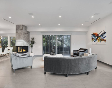 6379 Colgate Avenue - Photo Thumbnail 18