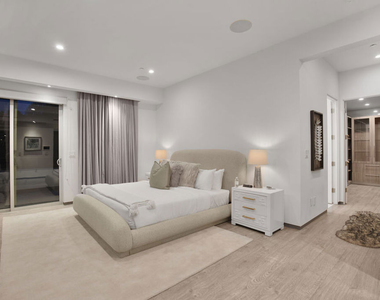 6379 Colgate Avenue - Photo Thumbnail 30