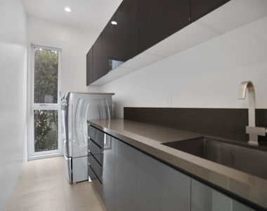 6379 Colgate Avenue - Photo Thumbnail 51