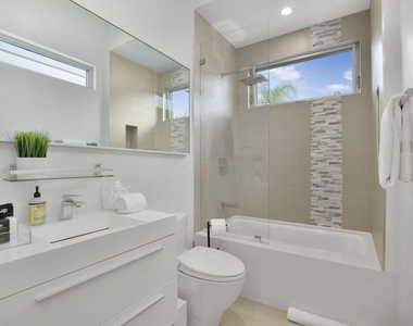 6379 Colgate Avenue - Photo Thumbnail 43