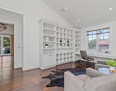 14917 Valley Vista Boulevard - Photo Thumbnail 18