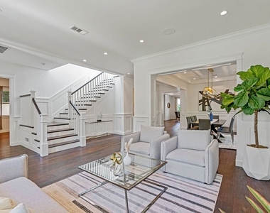 14917 Valley Vista Boulevard - Photo Thumbnail 6