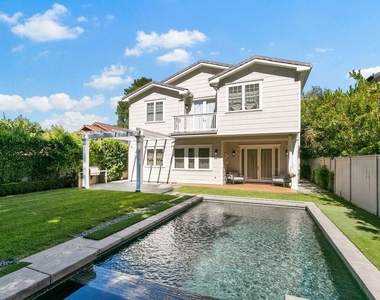 14917 Valley Vista Boulevard - Photo Thumbnail 33