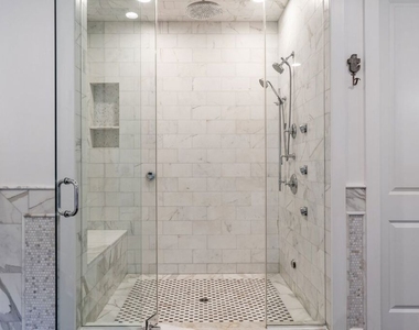 14917 Valley Vista Boulevard - Photo Thumbnail 23