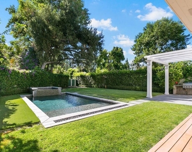 14917 Valley Vista Boulevard - Photo Thumbnail 3