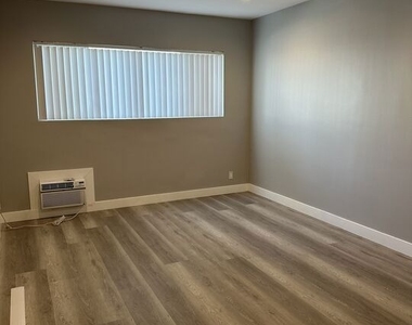 326 S Serrano Avenue - Photo Thumbnail 9